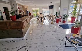 Kyriad Direct Arpajon